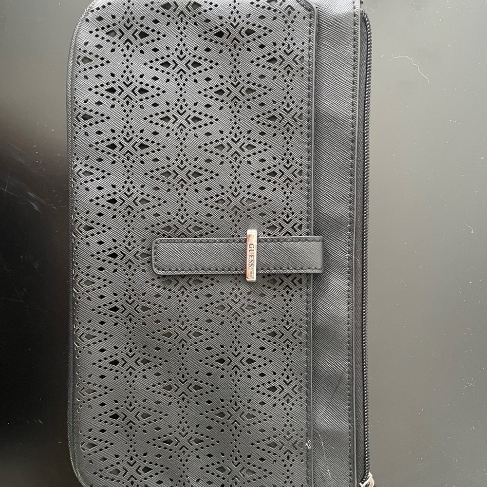 Guess wristlet